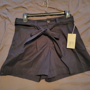 A new day tie shorts in black size 4